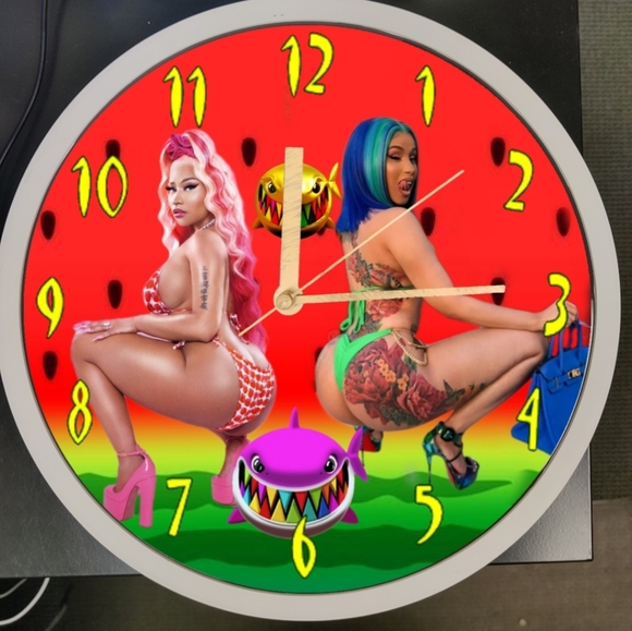 Shark clock - Picture 3 of 3